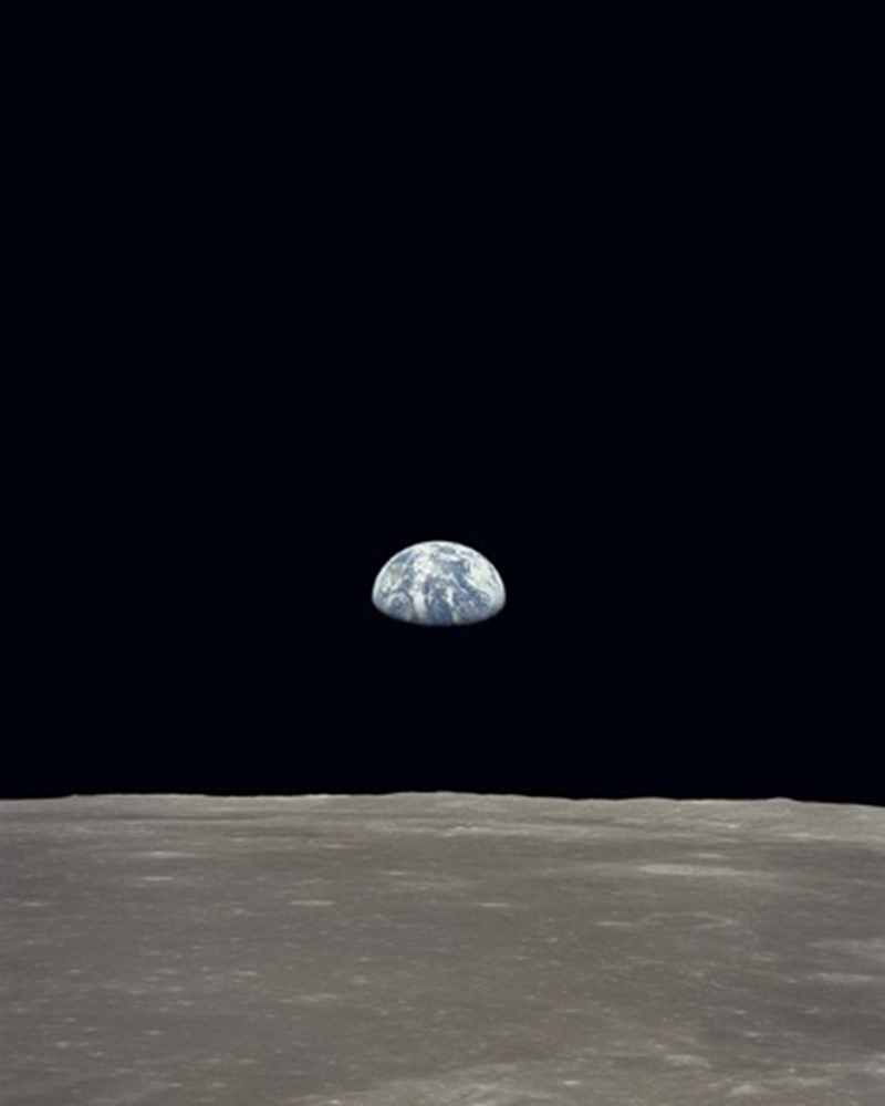 © Lever de Terre, Apollo 11, 1969, NASA, Yellow Korner