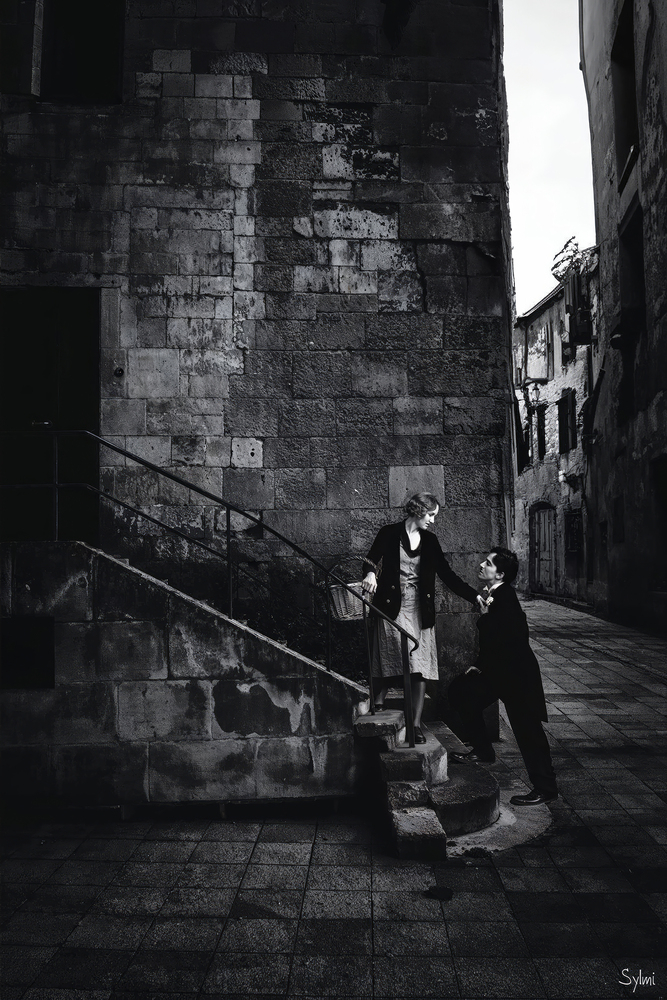 Charlie Chaplin dans le Passage d'Escoville à Caen (1931)