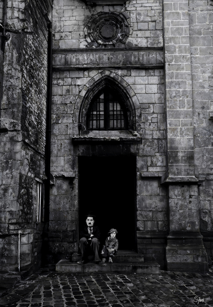 Charlie Chaplin & le Kid (derrière l'église du Vieux-Saint-Sauveur)