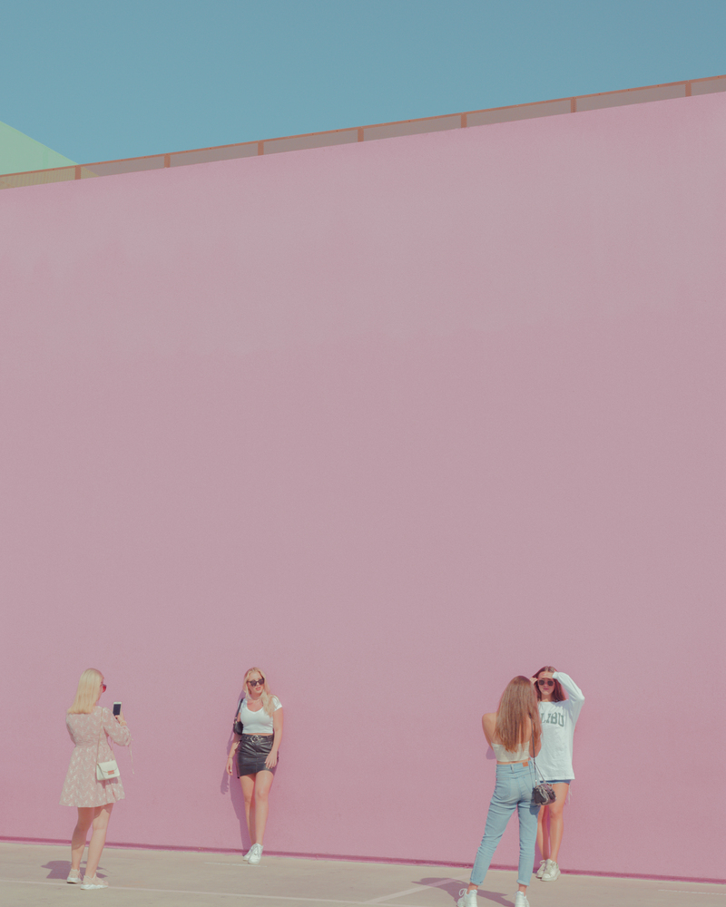 Girls and Pink Wall, LA