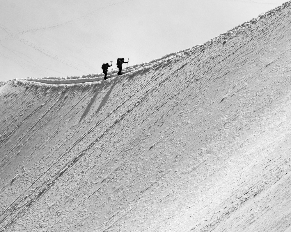 Le silence avant le sommet - Noir & Blanc